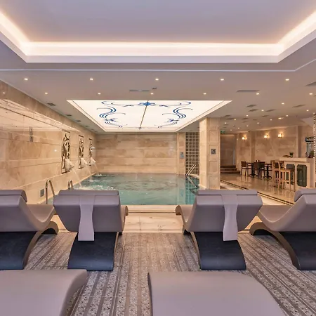 Inter Sport Hotel 3*